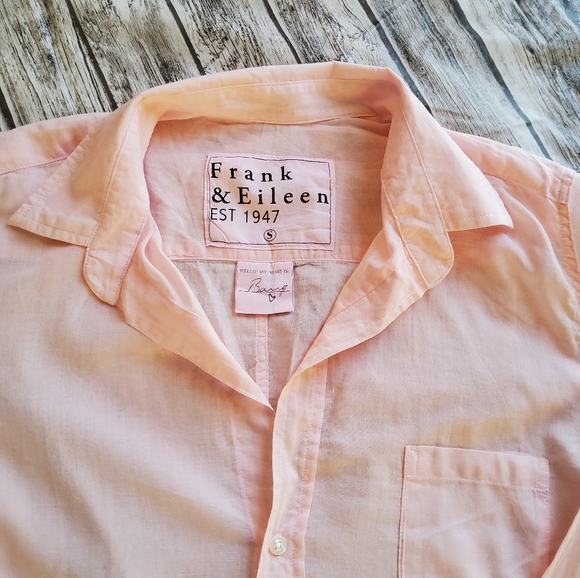 Frank & Eileen Barry Pink Salmon Sheer Buttoned - Picture 5 of 13
